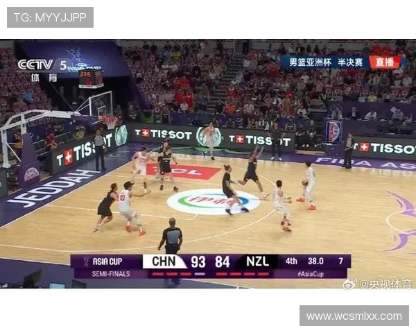 中国男篮迎战澳大利亚队备战世界杯 强强对话激发全队拼搏精神