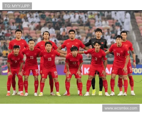 国足迎战亚洲劲旅鏖战九十分钟顽强逼平展现新战术体系魅力