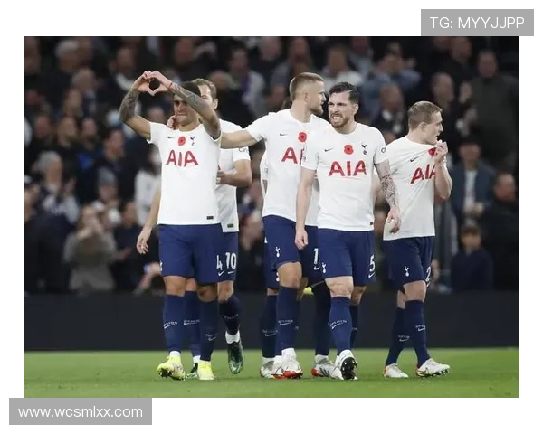 西汉姆联俱乐部历史传承与现代足球竞技精神的深度解析