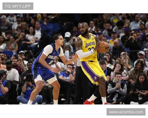 NBA今日焦点：詹姆斯领衔湖人逆袭胜勇士 莫兰特伤情更新赛季前景未明